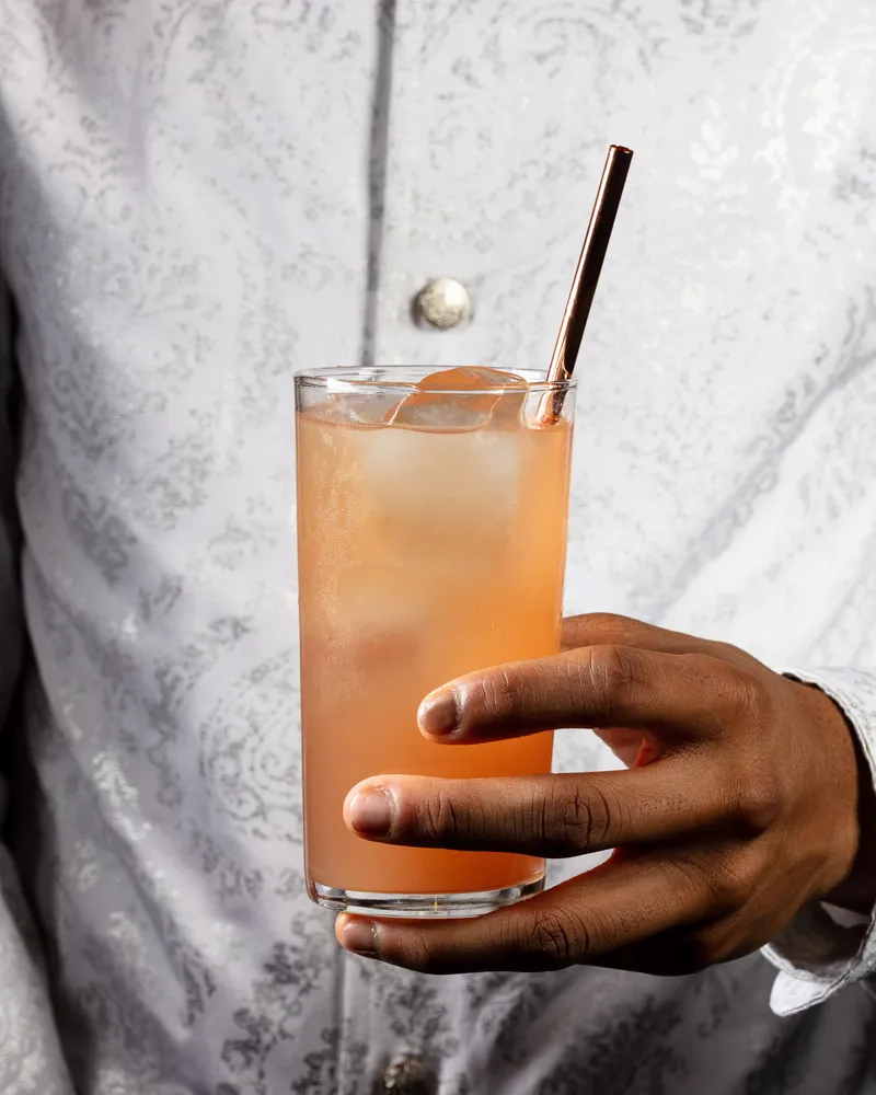 HH Bespoke Spirits greyhound cocktail, spirits advertising photograph