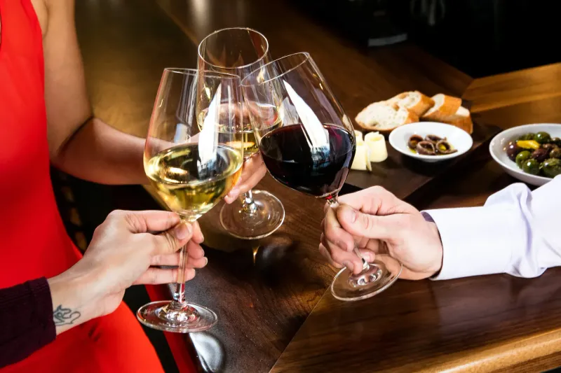 New York selection wine pour, editorial campaign frame